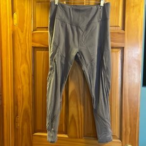 Camus brand exercise leggings